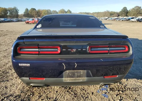 2016 Dodge Challenger Sxt z USA, uszkodzony, nr VIN 2C3CDZAGXGH256335